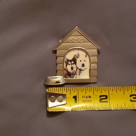 Silver Dog House pin ( put your own Picture in) - Picture 4 of 8